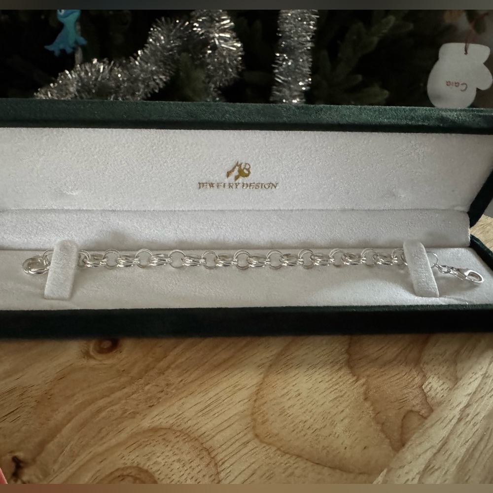 Excellent condition Sterling silver links bracelet